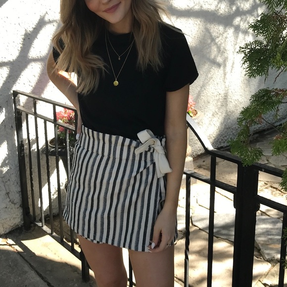Urban Outfitters striped wrap skort - Picture 2 of 12